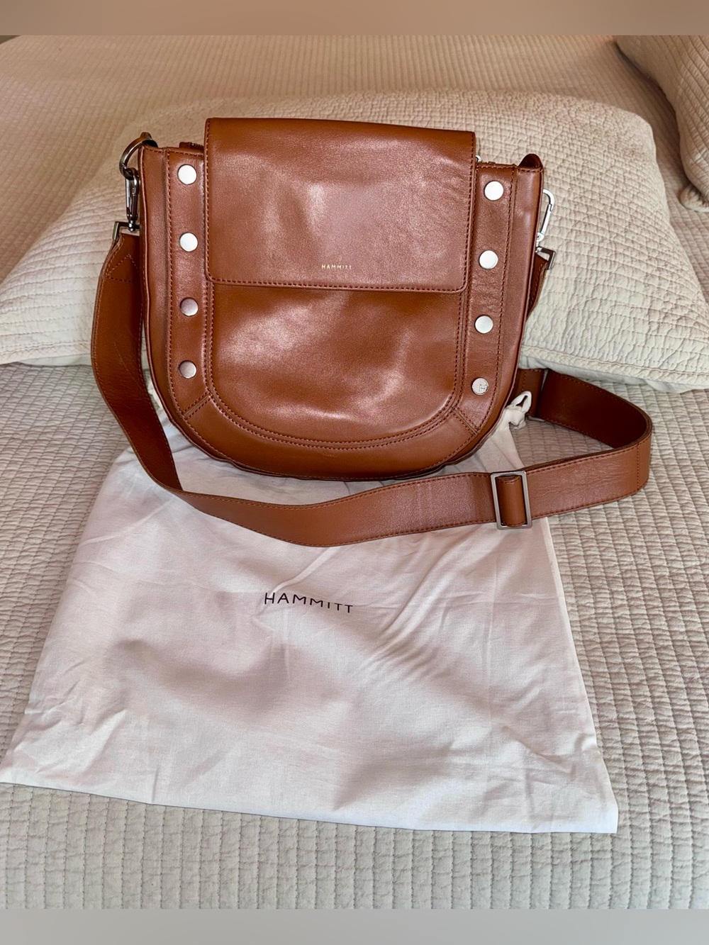 Hammitt Kayce saddle bag crossbody in cognac brown with silver - Picture 6 of 15